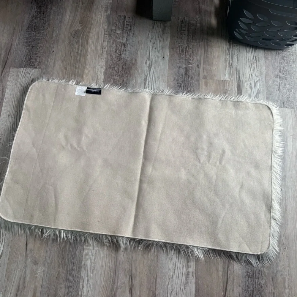Nicole Miller Gray Faux Fur Decorative Accent Rug Set Of Two